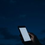 限界まで我慢してしまう人の眠れない夜に|24時間電話占いの使い方と注意点 ChatGPT Image 2025年12月11日 10_14_54